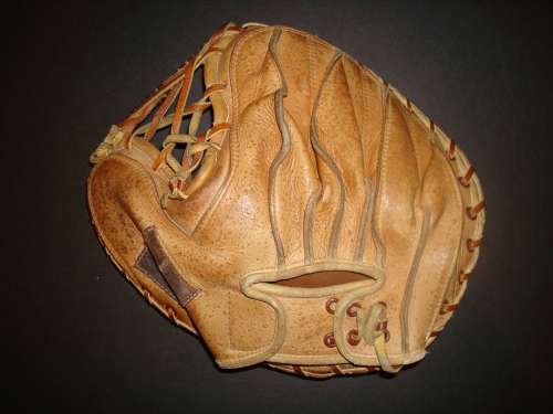 Ken Staples Nokona CM50 Back